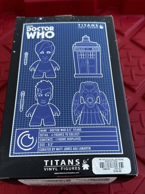 Doctor Who TARDIS Police Public Call Box Light & Sound And Doctor Who 6.5”