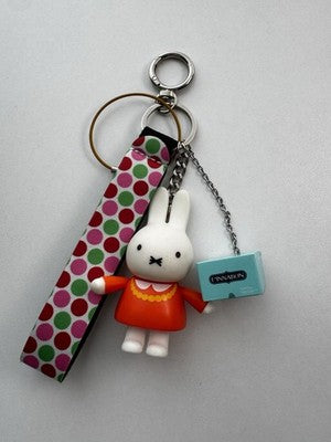 MIFFY SQUISHY SCENTED KEYCHAIN + CINNAMON ROLL / Unique Keychain & Bag Charm.