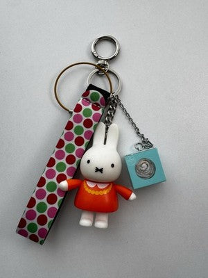 MIFFY SQUISHY SCENTED KEYCHAIN + CINNAMON ROLL / Unique Keychain & Bag Charm.