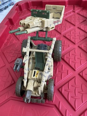 Hasbro GI JOE 8” SAND RAZOR Plastic DUNE BUGGY Toy Model USA4X-0023. Sold As Is