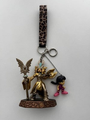 Skylanders Golden Queen Earth Sensei Sorcerer + Junior Firebud - Keychain.