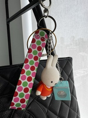 MIFFY SQUISHY SCENTED KEYCHAIN + CINNAMON ROLL / Unique Keychain & Bag Charm.