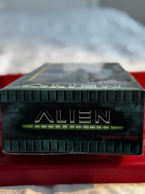 Alien Resurrection Warrior Drone Signature Series 12" Action Figure Collector's