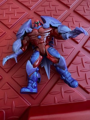 Marvel Figure - 1997 Onslaught - Toybiz Uncanny Xmen Comics Vtg