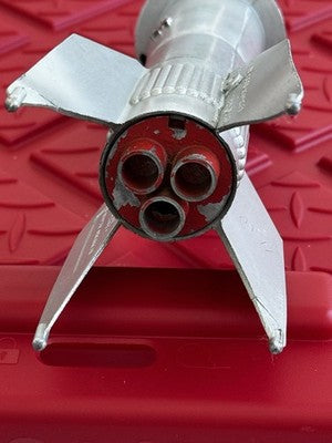 ASTRO ROCKET MECHANICAL BANK 1957 BERZAC CREATION VINTAGE METAL - NO KEY.