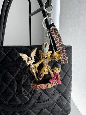 Skylanders Golden Queen Earth Sensei Sorcerer + Junior Firebud - Keychain.