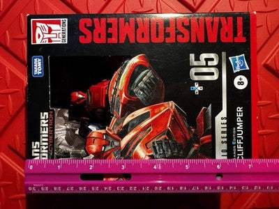 Transformers Gamer Edition Studio Series War For Cybertron 05 Cliffjumper