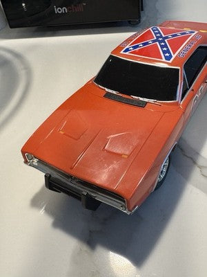 2006 General Lee  Warner Bros. W/ Lights And Sounds 1:18