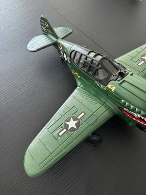 1994 GI Joe  P-40 Warhawk and Sgt. Savage Near Complete. TESTED