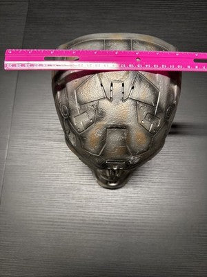 2009 PLAYMATES--TERMINATOR SALVATION T-600--ELECTRONIC VOICE N' VISION No Tested