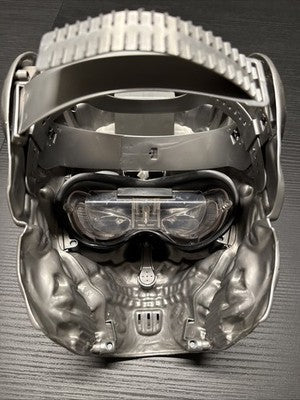 2009 PLAYMATES--TERMINATOR SALVATION T-600--ELECTRONIC VOICE N' VISION No Tested