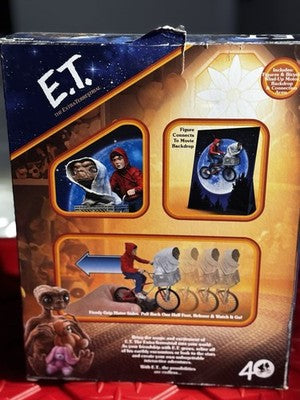 E.T. 40th Anniversary Elliott and E.T. On Bike Deluxe Ultimate 7" Action Figure