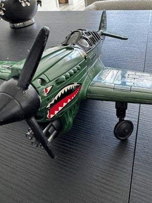1994 GI Joe  P-40 Warhawk and Sgt. Savage Near Complete. TESTED