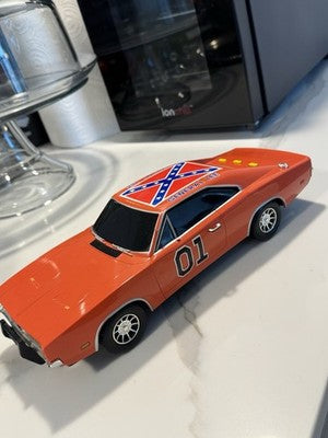 2006 General Lee  Warner Bros. W/ Lights And Sounds 1:18