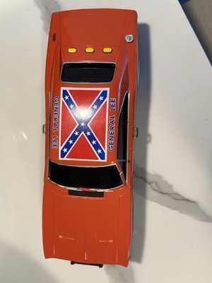 2006 General Lee  Warner Bros. W/ Lights And Sounds 1:18