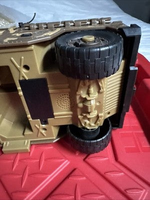 GI Joe S-4 Demo Humvee Brown 2003 Hasbro Sounds Working. Complete.