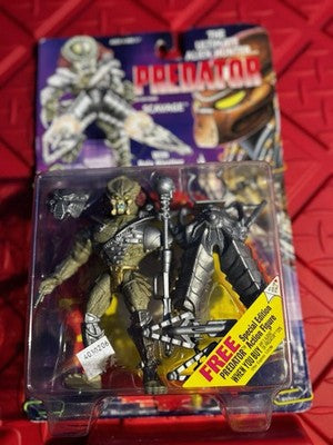 New Vintage 90s Predator Scavage Kenner Action Figure - 1993
