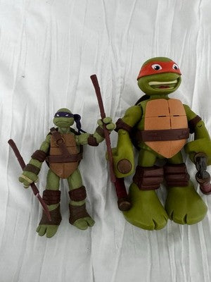 Lot of 8 Teenage Mutant Ninja Turtle Figure, Keno + Scooter, Robotic soldier