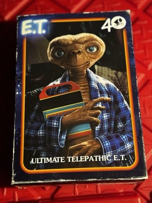 NECA E.T. 40th Anniversary - Ultimate Telepathic E.T. 7-inch Action Figure Et
